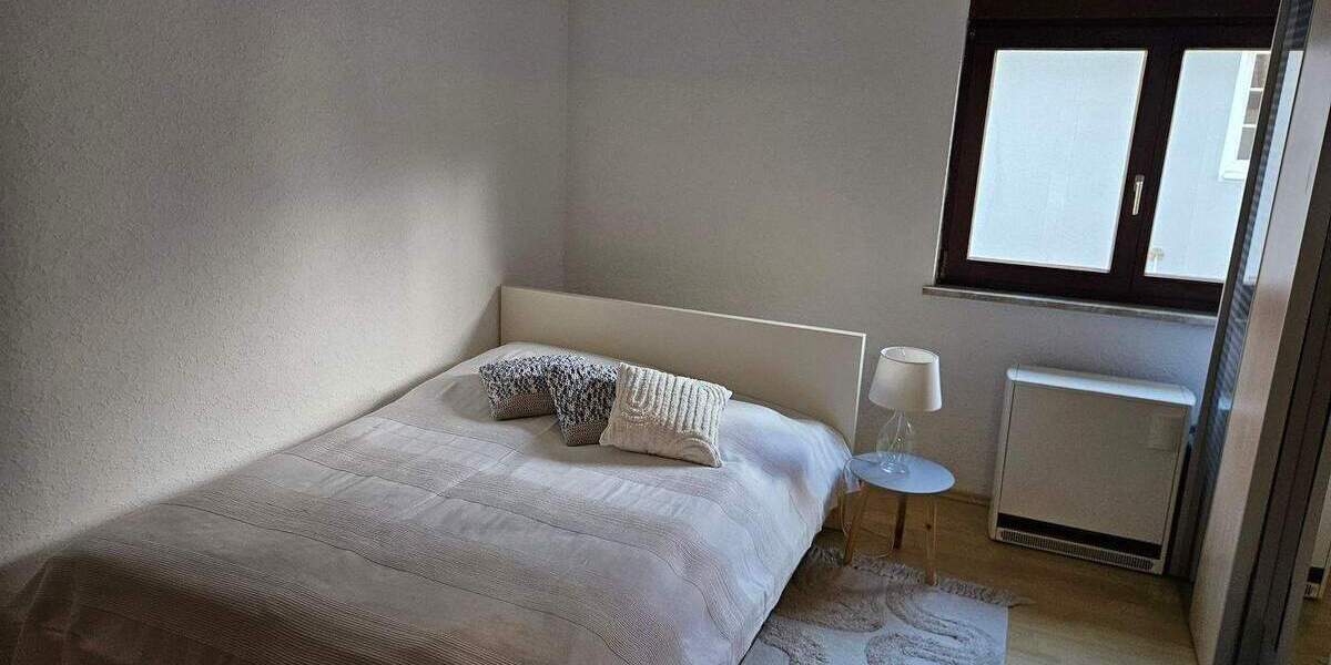 Mehrfamilienhaus, Wohnhaus Ditzingen Heimerdingen - 6 Zimmer, 140 m&sup2;, 349.000&euro; | Angebot:24779528