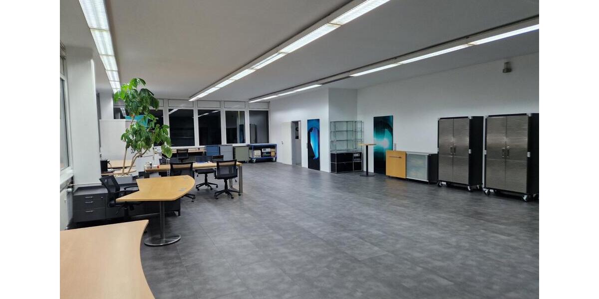 Gewerbeobjekt Esslingen am Neckar Oberesslingen - 2.100&euro; | Angebot:24522561