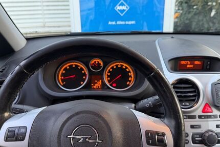 Opel Corsa 179.000 km 2.100 &euro; Neuhausen auf den Fildern 73765