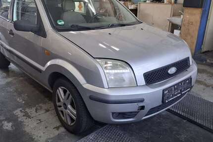 Ford Fusion 177.000 km 299 &euro; Sachsenheim 74343