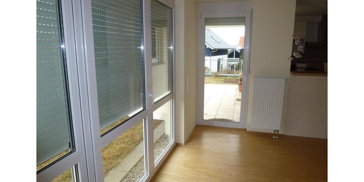 Erdgeschoßwohnung Herrenberg - 4 Zimmer, 102 m&sup2;, 495.000&euro; | Angebot:25159237