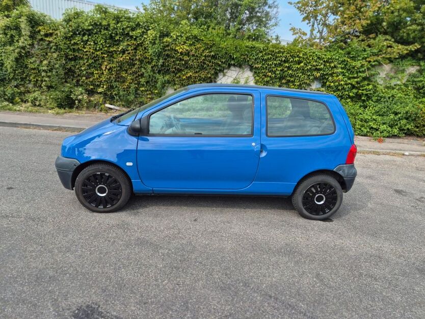 Renault Twingo 76.000 km 2.200 € möglingen 71696