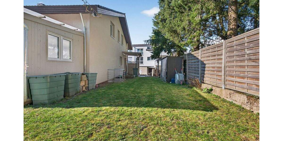 Mehrfamilienhaus, Wohnhaus Pforzheim Südoststadt - 8 Zimmer, 221 m&sup2;, 899.000&euro; | Angebot:25909413