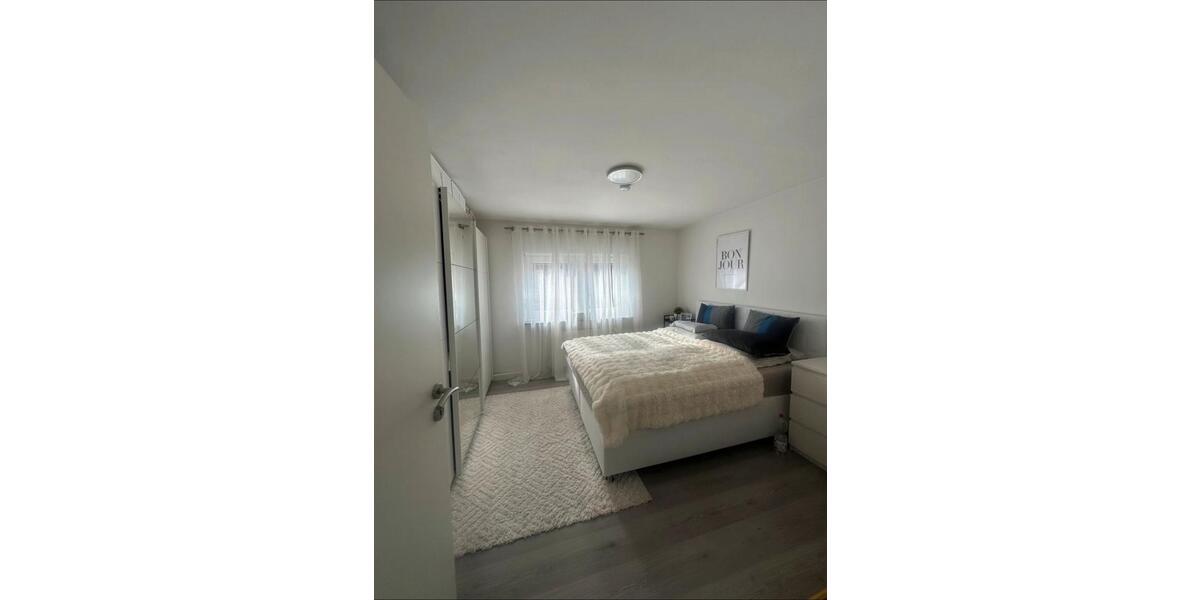 Etagenwohnung Ludwigsburg Hoheneck - 4 Zimmer, 83 m&sup2;, 299.000&euro; | Angebot:26621650