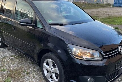VW Touran 225.000 km 4.880 € Waiblingen 71332