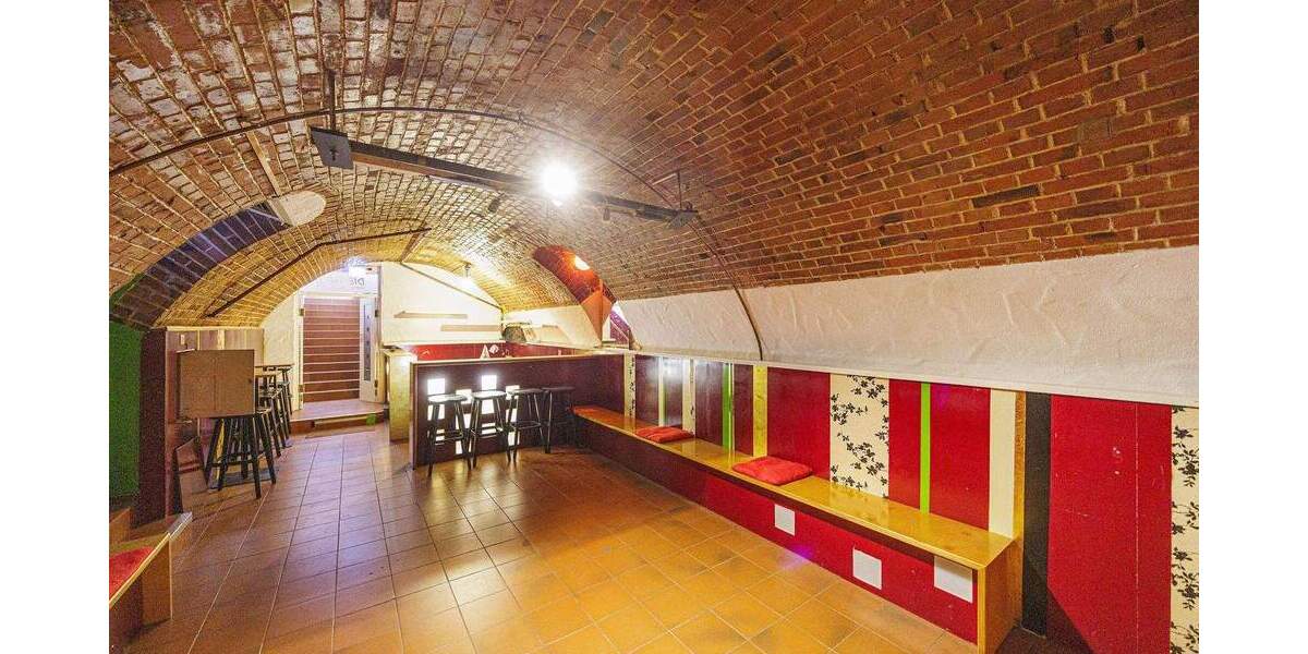 Mehrfamilienhaus, Wohnhaus Ludwigsburg West - 1 Zimmer, 392 m&sup2;, 1.495.000&euro; | Angebot:24138176