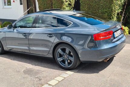 Audi A5 210.000 km 9.900 € Stuttgart 70619