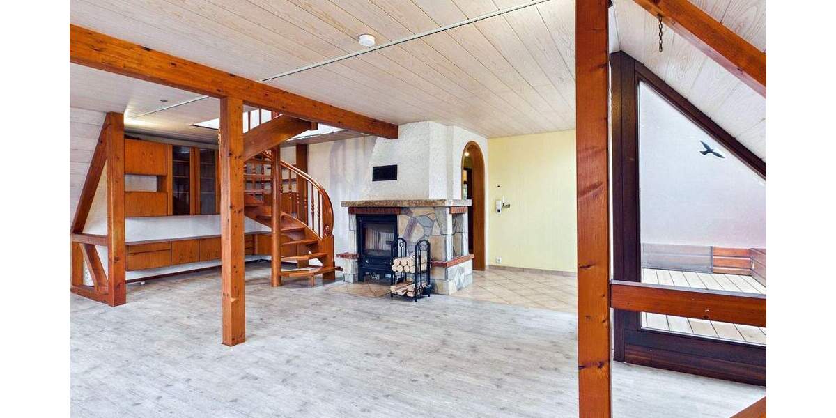 Mehrfamilienhaus, Wohnhaus Ludwigsburg Neckarweihingen - 6 Zimmer, 180 m&sup2;, 698.000&euro; | Angebot:25772242