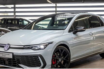 VW Golf 12.018 km 47.490 &euro; Stuttgart-Feuerbach 70469