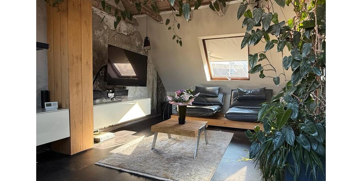 Dachgeschoßwohnung Markgröningen - 4 Zimmer, 85 m&sup2;, 379.000&euro; | Angebot:23473045