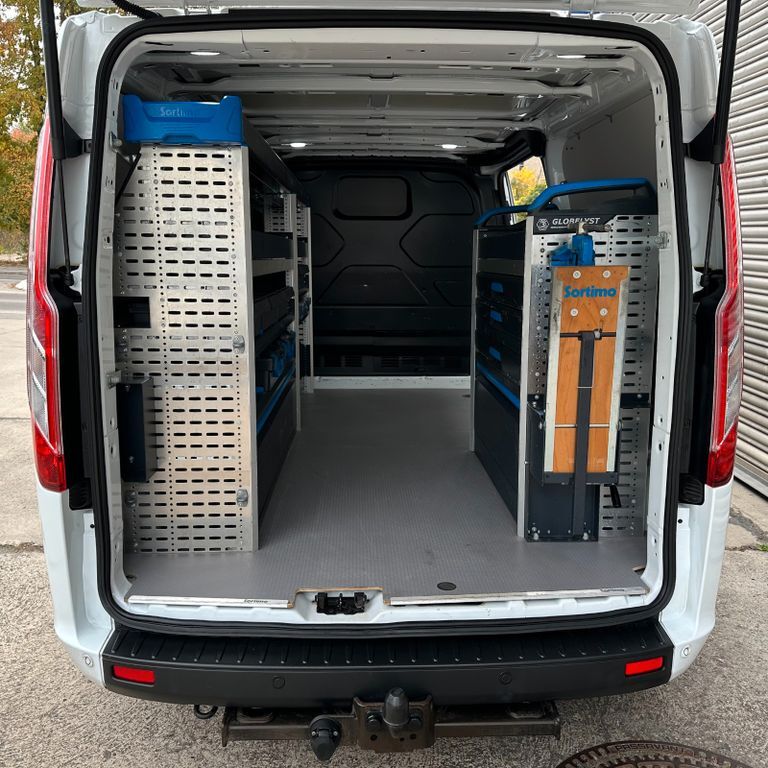 Ford Transit Custom 84.354 km 20.900 € Sindelfingen 71065