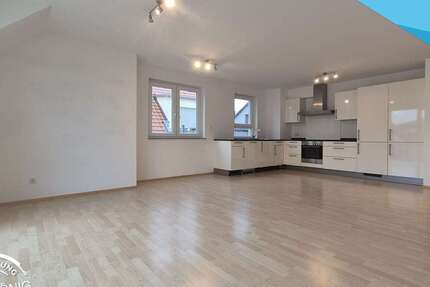 Wohnung Böblingen - 3.5 Zimmer, 107 m&sup2;, 1.900&euro; | Angebot:26853933