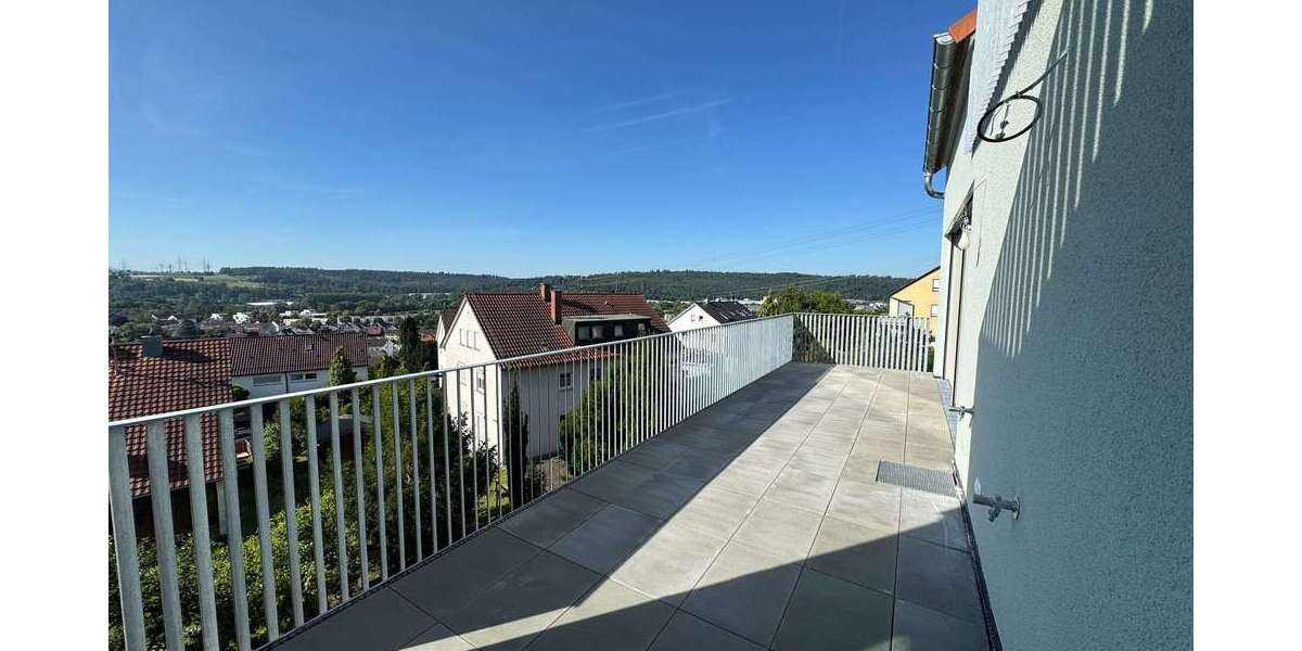 Etagenwohnung Esslingen am Neckar Oberesslingen - 3 Zimmer, 86 m&sup2;, 1.695&euro; | Angebot:26006413