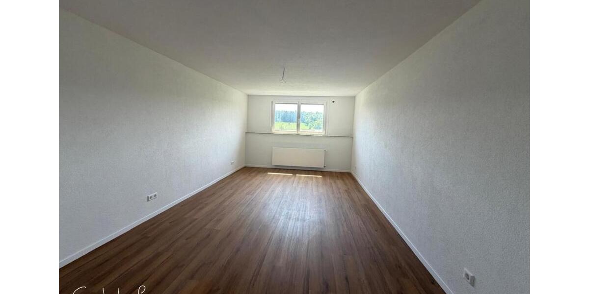 Etagenwohnung Niefern-Öschelbronn Öschelbronn - 4.5 Zimmer, 106 m&sup2;, 1.490&euro; | Angebot:26526431