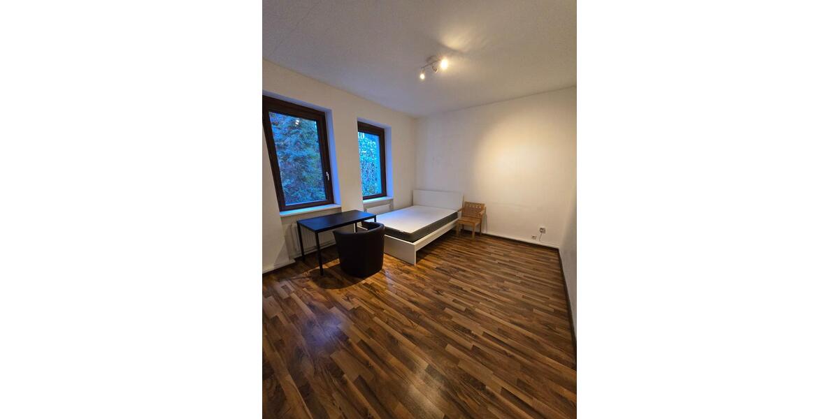 Hochparterre Stuttgart Bopser - 3 Zimmer, 65 m&sup2;, 299.000&euro; | Angebot:24383523