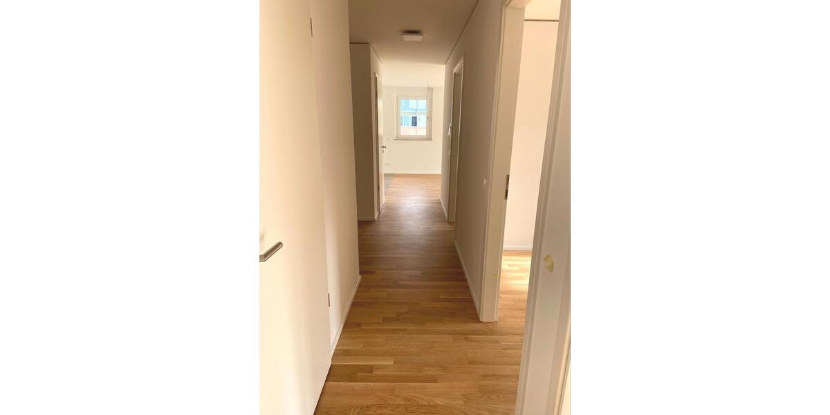Etagenwohnung Esslingen am Neckar Hegensberg - 4 Zimmer, 77 m&sup2;, 1.400&euro; | Angebot:25491528