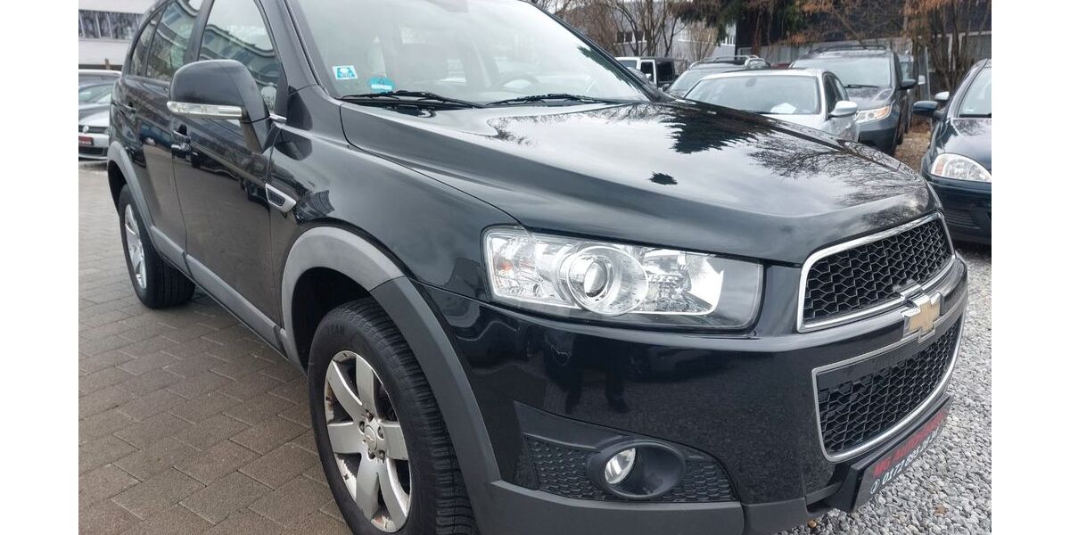 Chevrolet Captiva 181.075 km 2.999 &euro; Fellbach 70736