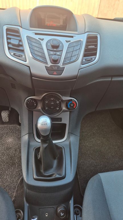Ford Fiesta 193.000 km 3.180 € Sachsenheim 74343
