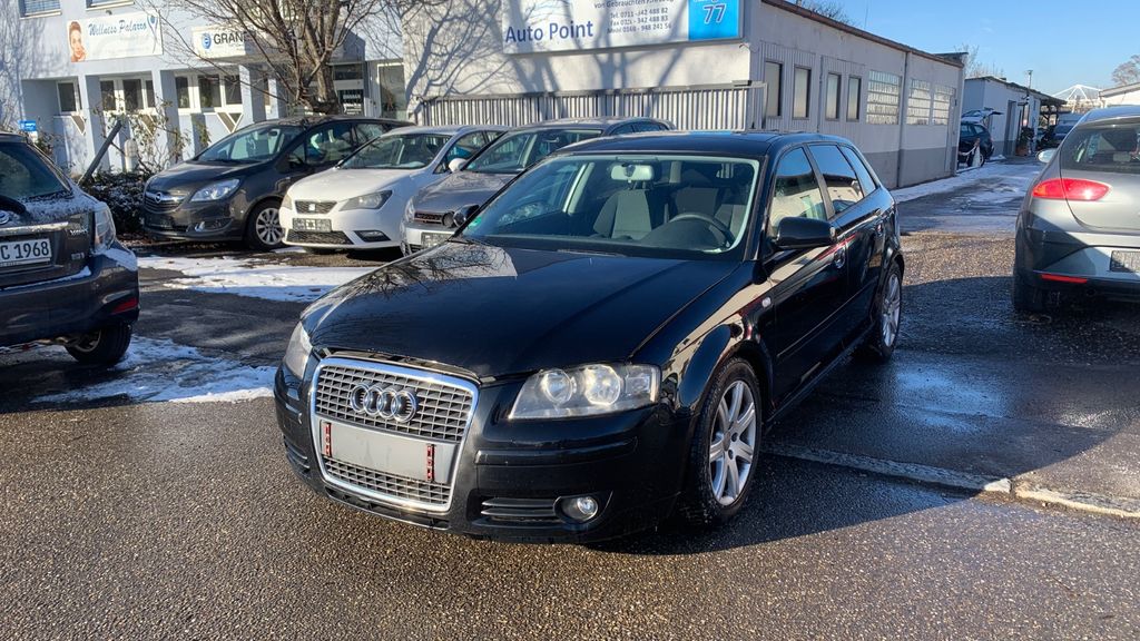 Audi A3 206.000 km 2.000 &euro; Fellbach-Stuttgart 70736