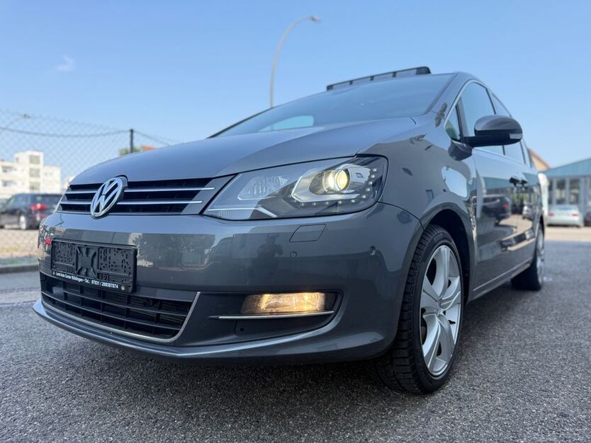 VW Sharan 299.000 km 8.900 € Böblingen/Stuttgart 71032