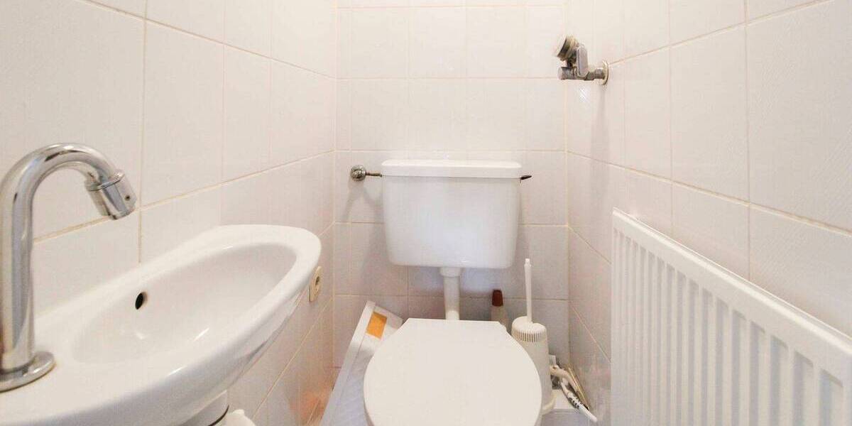 Doppelhaushälfte Stuttgart Weilimdorf - 7 Zimmer, 170 m&sup2;, 399.000&euro; | Angebot:26930001