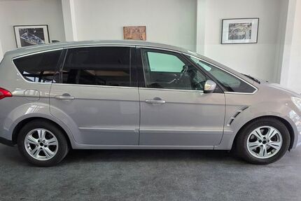 Ford S-Max 194.000 km 4.490 &euro; Asperg/Ludwigsburg bei Stuttgart 71679