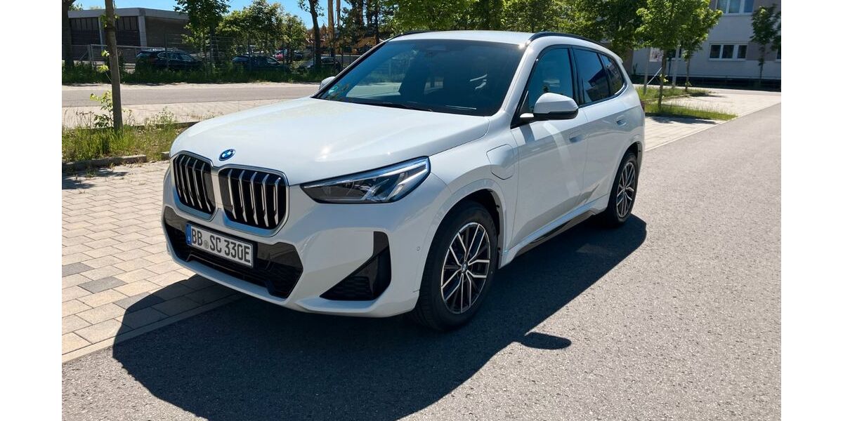 BMW X1 25.000 km 47.600 &euro; Böblingen 71034