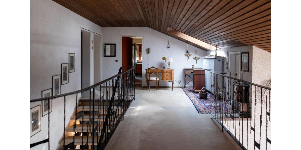 Einfamilienhaus Niefern-Öschelbronn Öschelbronn - 10 Zimmer, 459 m&sup2;, 950.000&euro; | Angebot:27096882