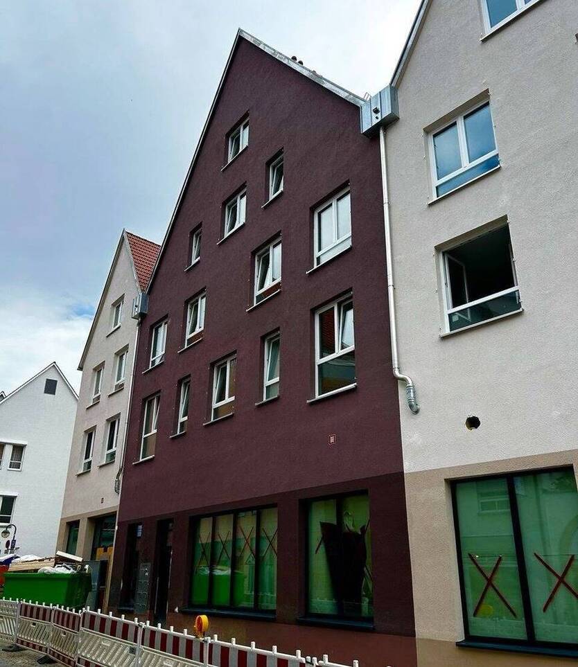 EXKLUSIVE-NEUBAU-ERSTBEZUG! Traumhafte DG-Wohnung mit Top-Ausstattung (Balkon, EBK, Aufzug uvm.) in sonniger direkter City-Lage!