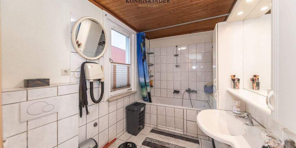 Mehrfamilienhaus, Wohnhaus Schwieberdingen - 7 Zimmer, 115 m&sup2;, 499.000&euro; | Angebot:25671710