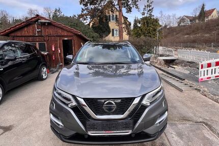 Nissan Qashqai 138.600 km 11.900 &euro; Stuttgart 70376