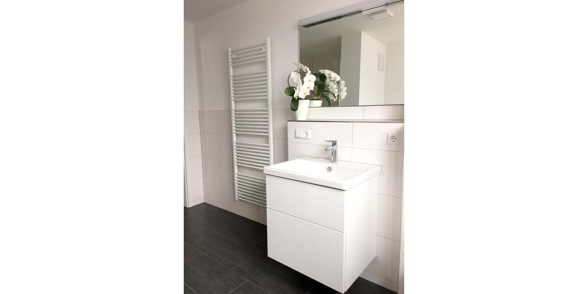 Etagenwohnung Nufringen - 3 Zimmer, 85 m&sup2;, 1.300&euro; | Angebot:26477334