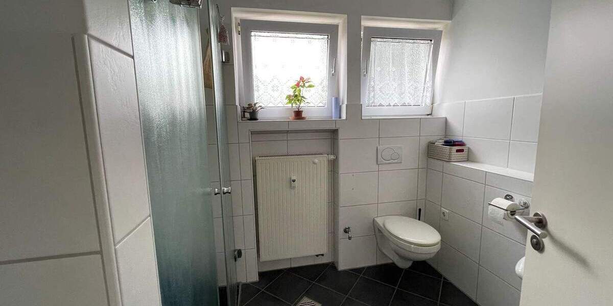 Mehrfamilienhaus, Wohnhaus Kusterdingen - 6 Zimmer, 187 m&sup2;, 780.000&euro; | Angebot:25778795