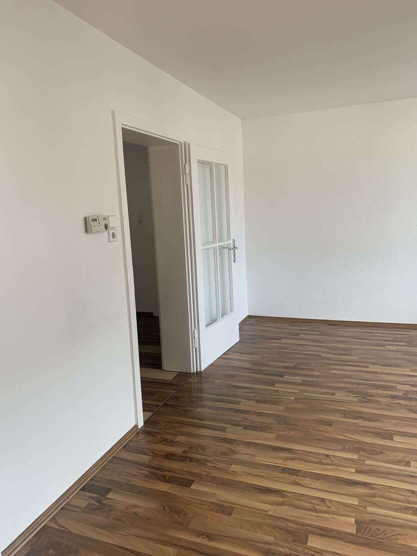 Wohnung zum Mieten in Stuttgart 1.050 € 52 m² 2 zimmer