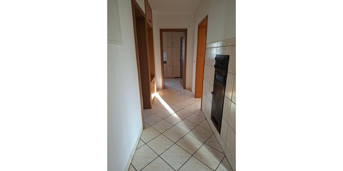 Etagenwohnung Esslingen am Neckar Hegensberg - 3 Zimmer, 74 m&sup2;, 900&euro; | Angebot:25898450