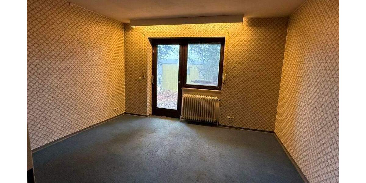 Mehrfamilienhaus, Wohnhaus Pforzheim Eutingen - 5 Zimmer, 177 m&sup2;, 259.000&euro; | Angebot:25748667