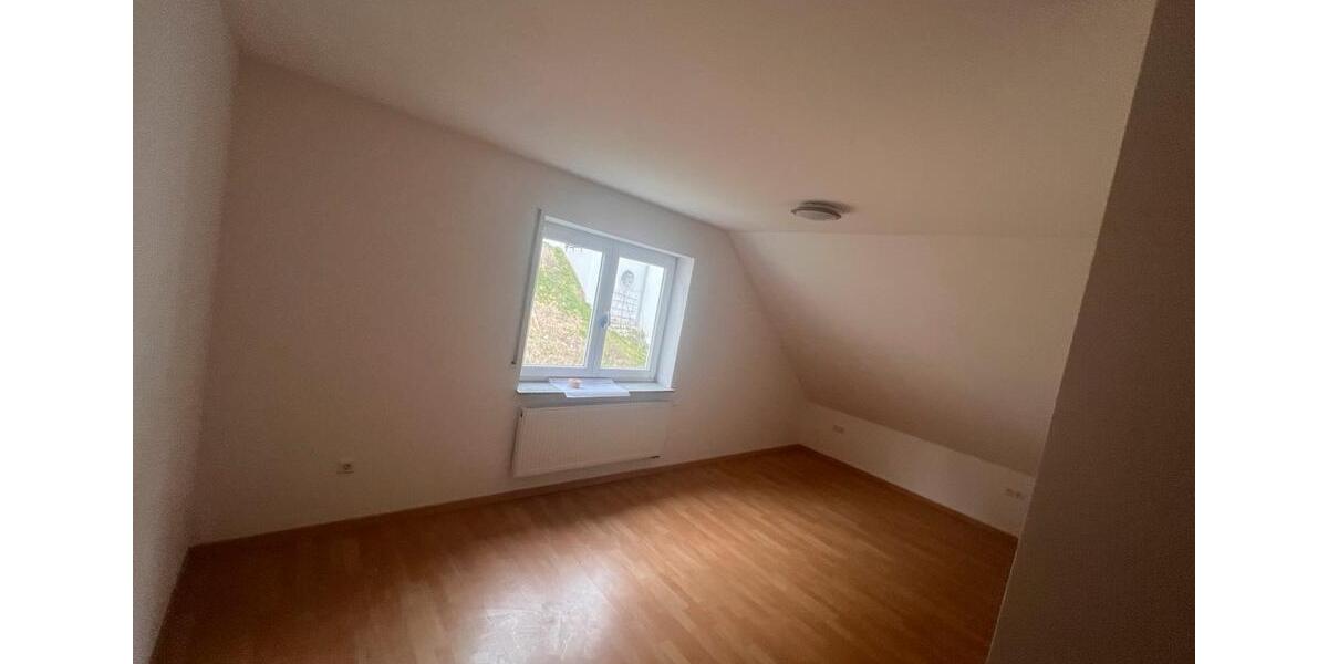 Mehrfamilienhaus, Wohnhaus Nagold - 7 Zimmer, 190 m&sup2;, 655.000&euro; | Angebot:26483093