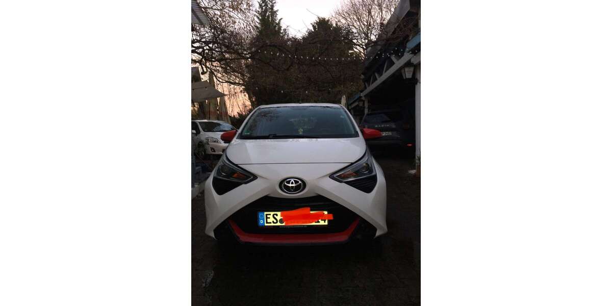Toyota Aygo 76.000 km 7.500 &euro; Reutlingen 72768