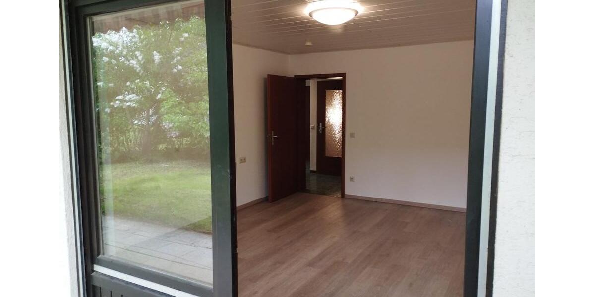 Erdgeschoßwohnung Nagold - 3 Zimmer, 95 m&sup2;, 1.050&euro; | Angebot:27604404