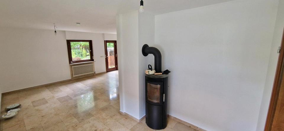 Einfamilienhaus Sindelfingen - 3.5 Zimmer, 127 m&sup2;, 2.300&euro; | Angebot:26657569