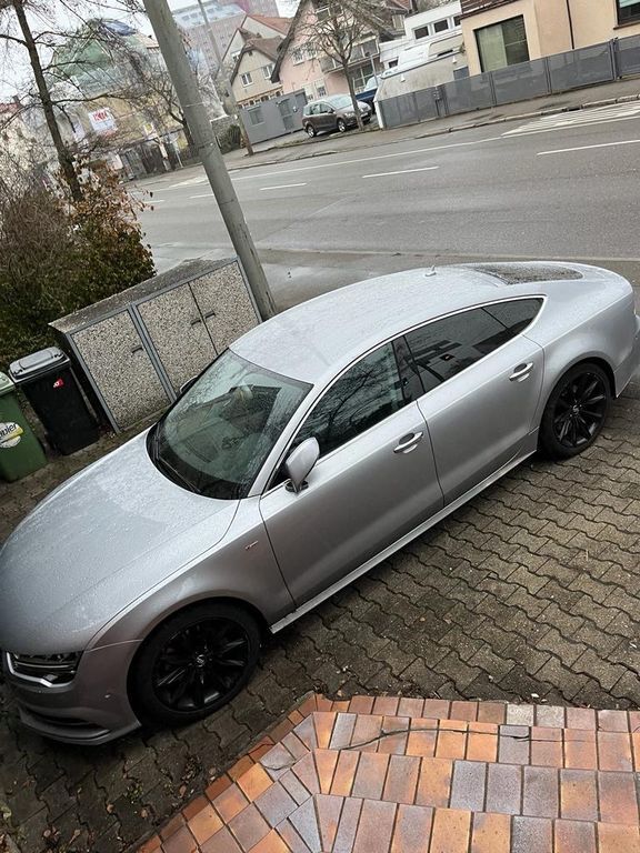 Audi A7 200.000 km 19.299 € Stuttgart 70563