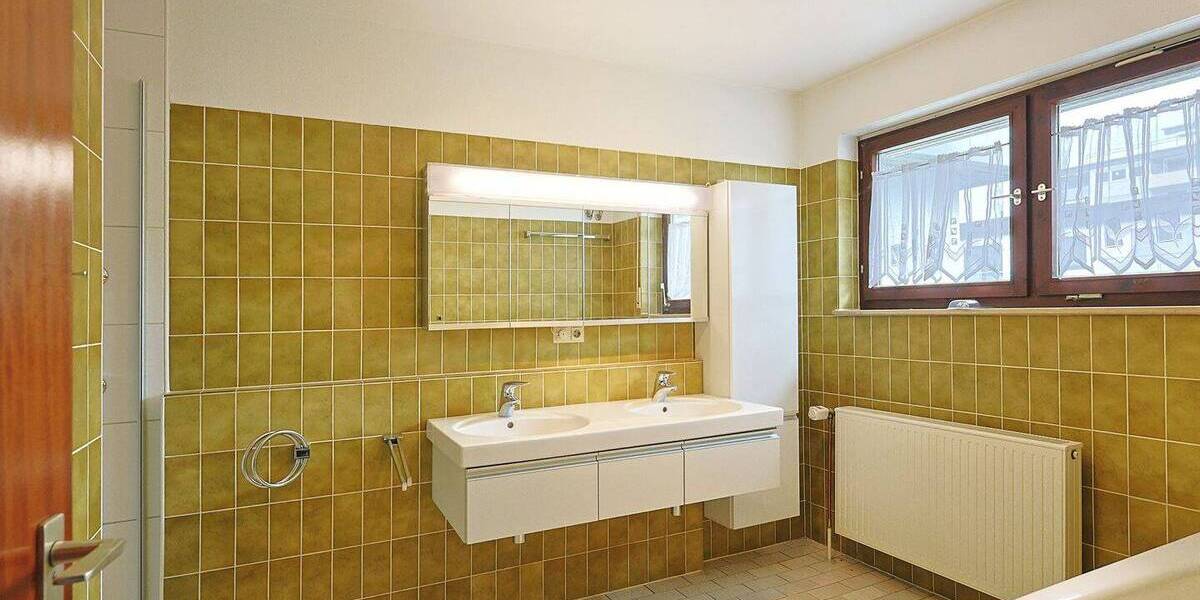 Reihenmittelhaus Böblingen Dagersheim - 4 Zimmer, 144 m&sup2;, 495.000&euro; | Angebot:26797360