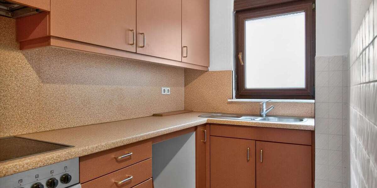 Seltene Gelegenheit: Gepflegtes 3-Familienhaus in Top-Wohnlage - Mehrfamilienhaus, Wohnhaus Stuttgart Zuffenhausen | Angebot:27083597