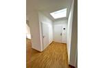 EXKLUSIVE-NEUBAU-ERSTBEZUG! Traumhafte DG-Wohnung mit Top-Ausstattung (Balkon, EBK, Aufzug uvm.) in sonniger direkter City-Lage!