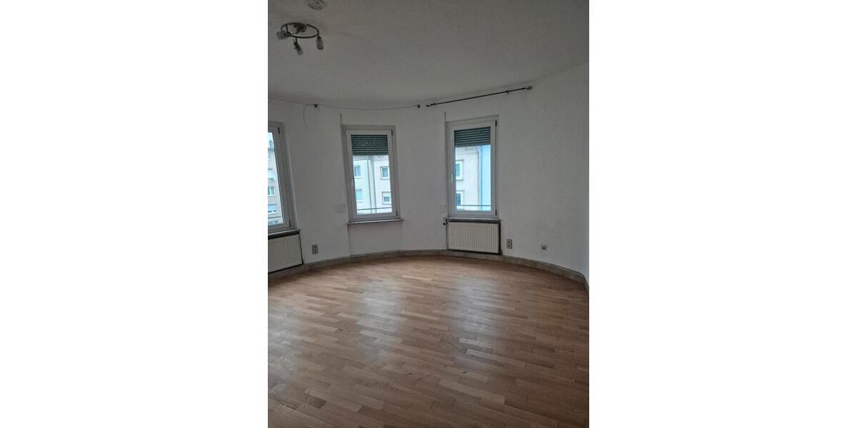 Etagenwohnung Pforzheim Dillweißenstein - 3 Zimmer, 100 m&sup2;, 950&euro; | Angebot:24705985