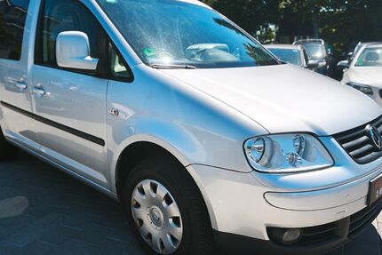VW Caddy 319.452 km 1.999 &euro; Fellbach 70736
