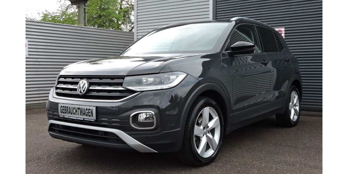 VW T-Cross 100.000 km 17.999 &euro; Altbach 73776