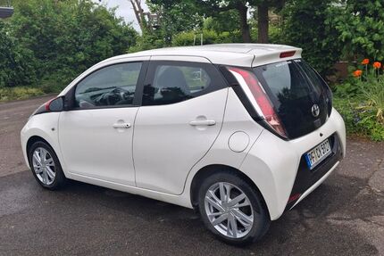 Toyota Aygo (X) 42.007 km 8.400 &euro; Mühlacker 75417