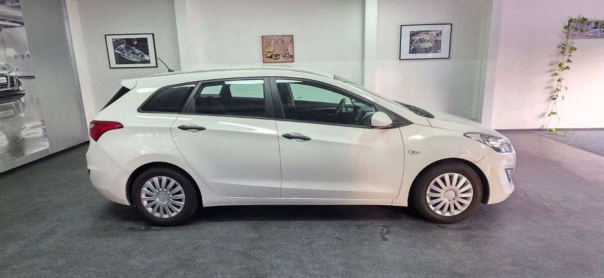 Hyundai i30 170.000 km 4.990 € Asperg 71679