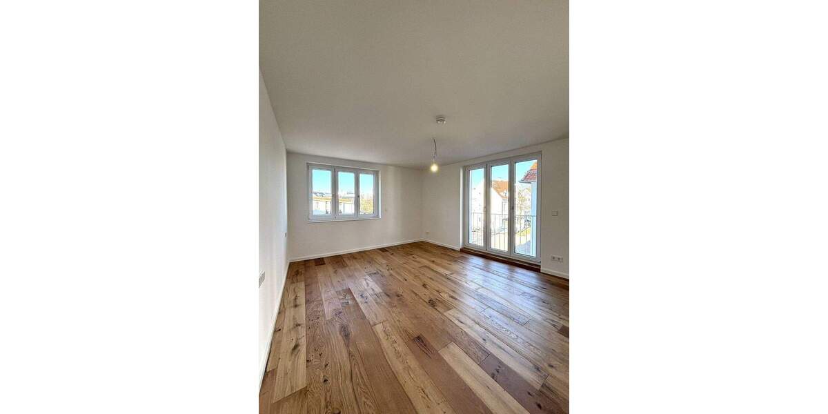 Etagenwohnung Sindelfingen Mitte - 3 Zimmer, 88 m&sup2;, 1.360&euro; | Angebot:24700104